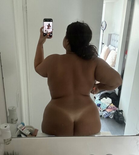 Nagie wyciekłe zdjęcie OnlyFans od Calista Diamandis