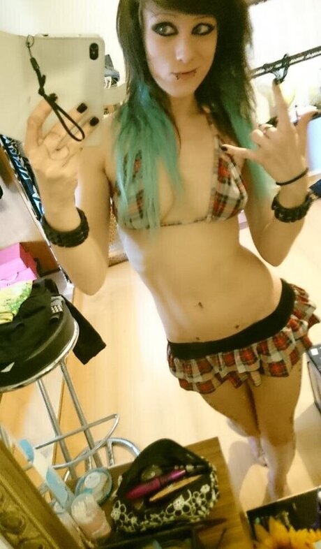 Alice Kinkycat