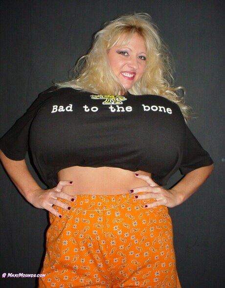 Maxi Mounds