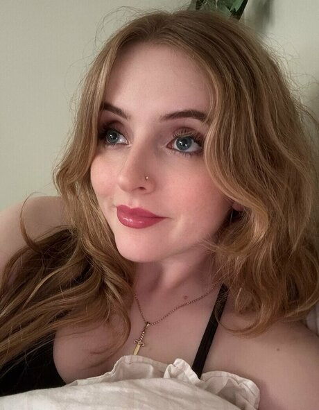 Nagie wyciekłe zdjęcie OnlyFans od Krysttl