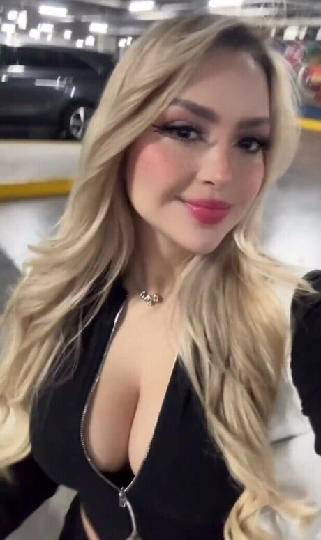Nagie wyciekłe zdjęcie OnlyFans od Arigameplays