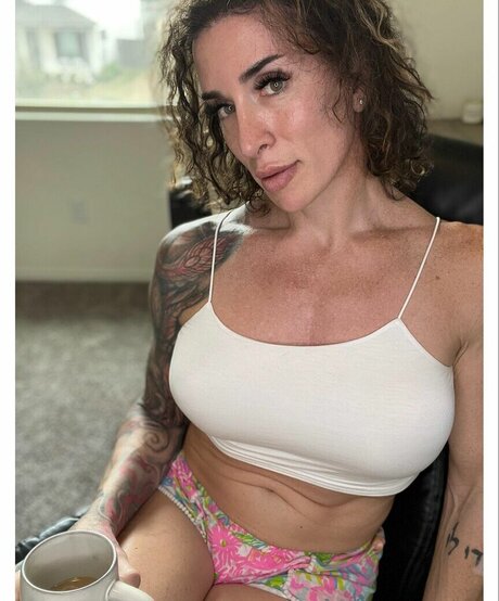 Nagie wyciekłe zdjęcie OnlyFans od Gabbi Tuft