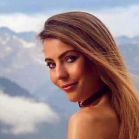 Nagie wyciekłe zdjęcie OnlyFans od Vroni Sbrizzai