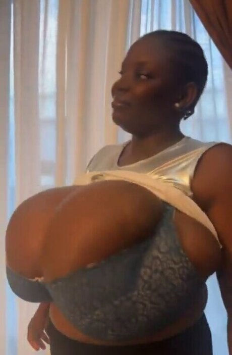 Busty Vivian