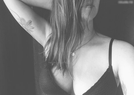 Nagie wyciekłe zdjęcie OnlyFans od Traumflauschmuschi