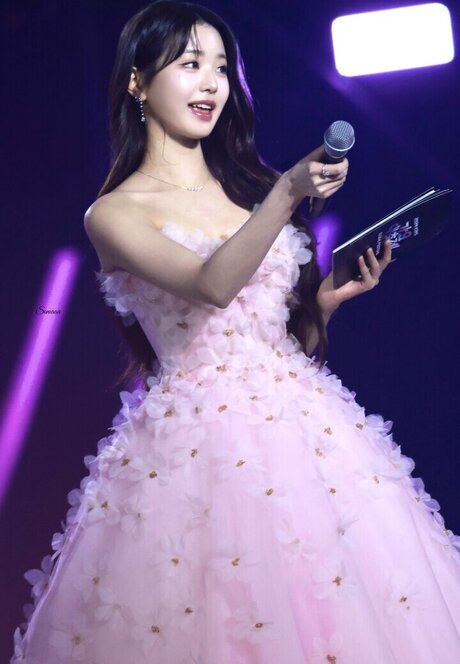 Jang Won-young