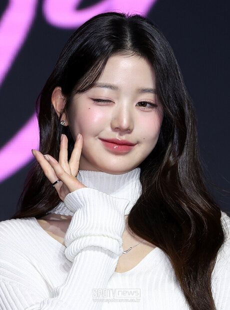 Jang Won-young