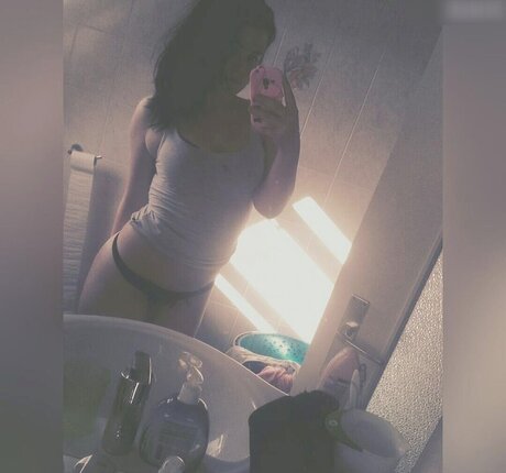 Nagie wyciekłe zdjęcie OnlyFans od Laura Knoblauch