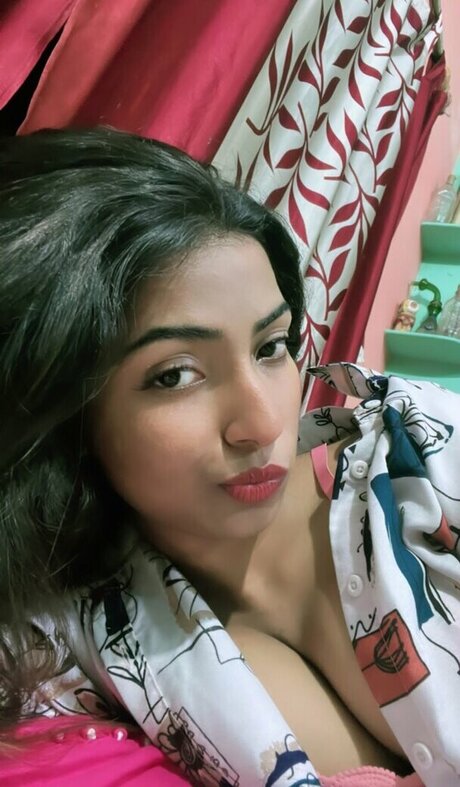 Itz_me_saheli_official