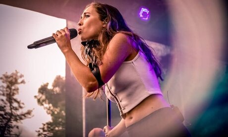 Nagie wyciekłe zdjęcie OnlyFans od Alice Merton
