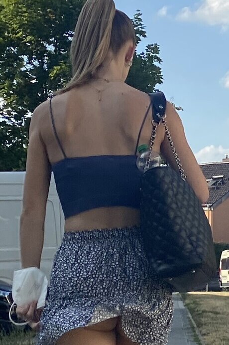 Nagie wyciekłe zdjęcie OnlyFans od Upskirt  Candids