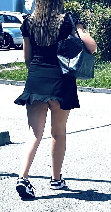 Nagie wyciekłe zdjęcie OnlyFans od Upskirt  Candids