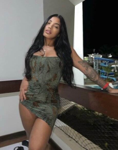 Nagie wyciekłe zdjęcie OnlyFans od Thayna Telles