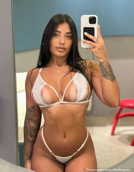 Thayna Telles