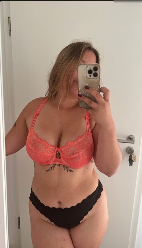 Nagie wyciekłe zdjęcie OnlyFans od Endlichzufrieden