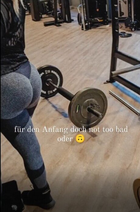 Nagie wyciekłe zdjęcie OnlyFans od Neeviliciouz