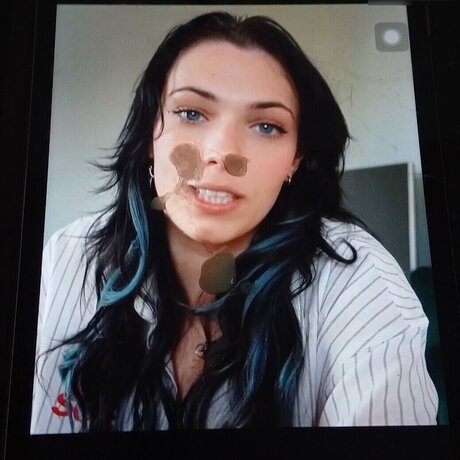 Cum Tributes