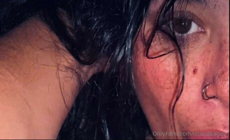 Nagie wyciekłe zdjęcie OnlyFans od Island Badee