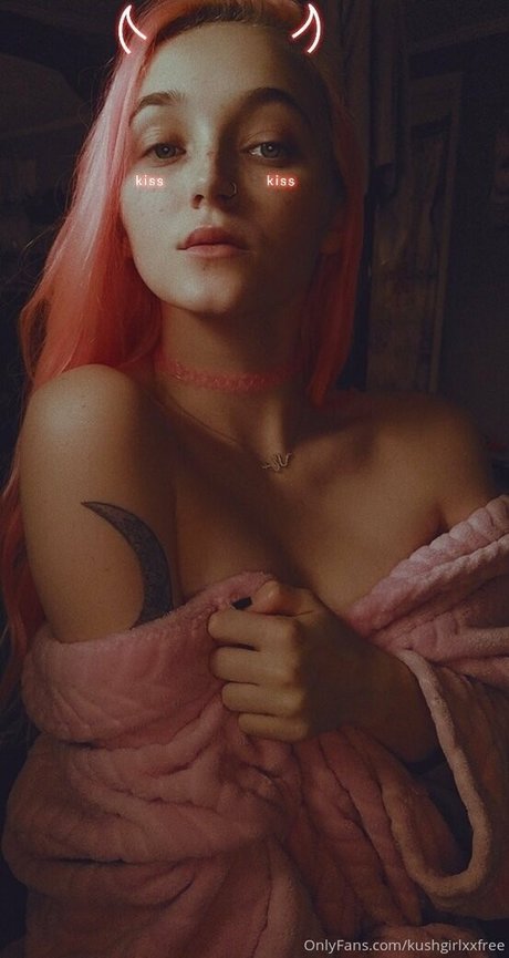 Nagie wyciekłe zdjęcie OnlyFans od Kushgirlxxfree