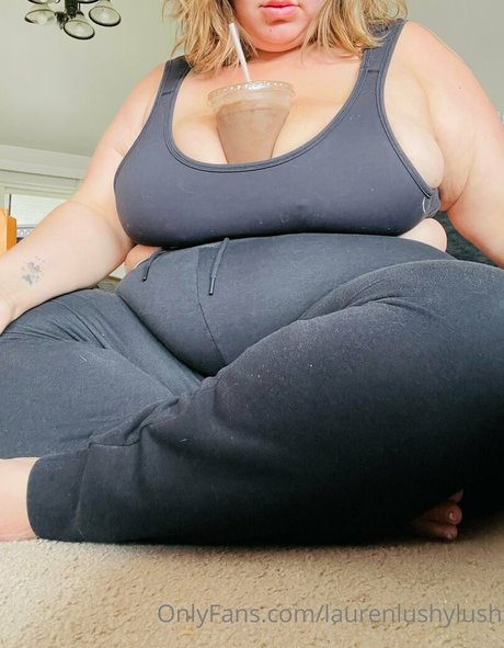 Nagie wyciekłe zdjęcie OnlyFans od Lushielauren
