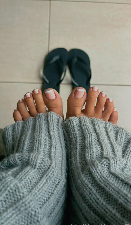 Dollfeetbabe7