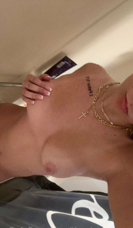 Nagie wyciekłe zdjęcie OnlyFans od Theylovemace