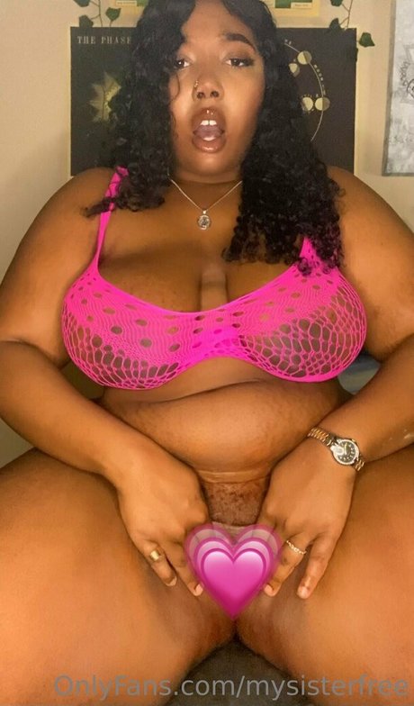 Nagie wyciekłe zdjęcie OnlyFans od Mysisterfree