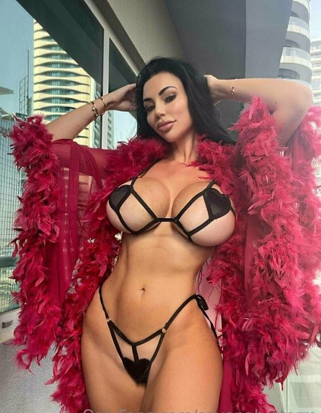 Savanah Storm