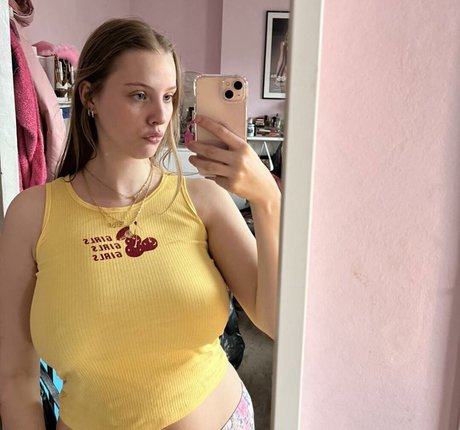 Nagie wyciekłe zdjęcie OnlyFans od Eliza Goldsmith