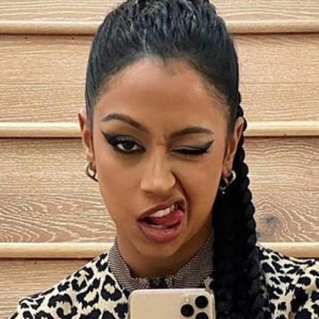 Nagie wyciekłe zdjęcie OnlyFans od Liza Koshy