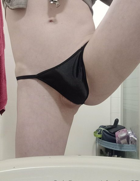 Sfemboy97