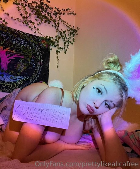 Nagie wyciekłe zdjęcie OnlyFans od Aliisnowwflake