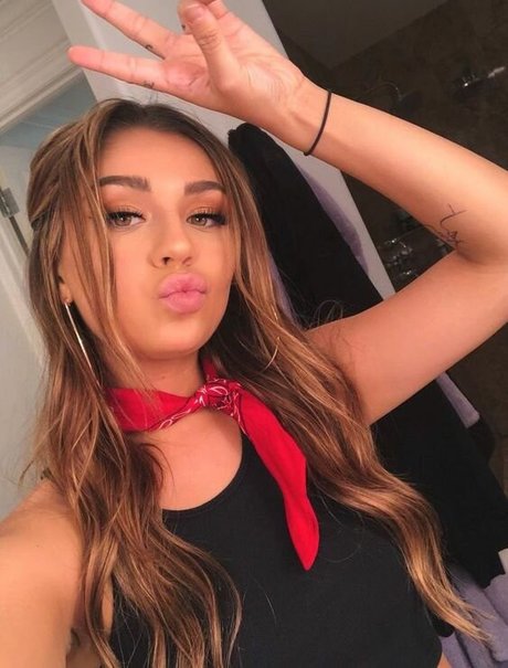 Nagie wyciekłe zdjęcie OnlyFans od Andrea Russett