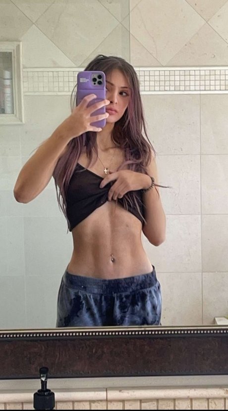 Nagie wyciekłe zdjęcie OnlyFans od Brighton Sharbino