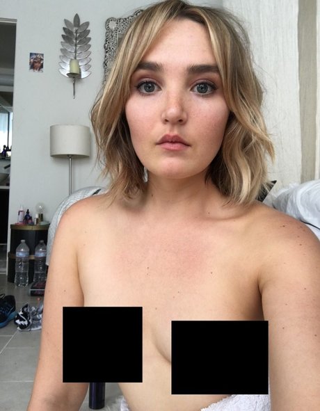 Nagie wyciekłe zdjęcie OnlyFans od Chloe Fineman