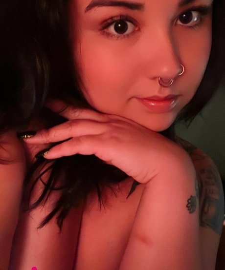 Nagie wyciekłe zdjęcie OnlyFans od Suki Jade