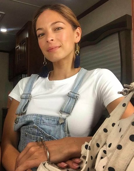 Nagie wyciekłe zdjęcie OnlyFans od Kristin Kreuk