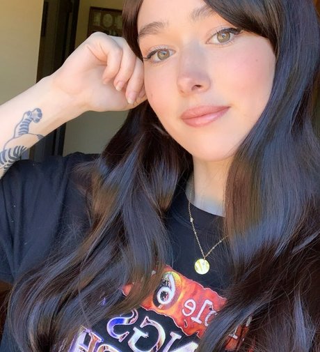 Nagie wyciekłe zdjęcie OnlyFans od Holls8