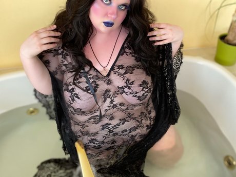 Nagie wyciekłe zdjęcie OnlyFans od Lilano Ads 