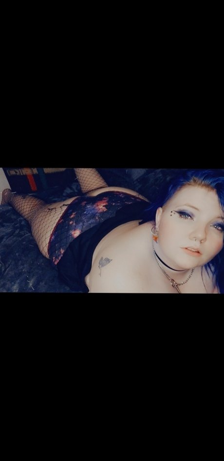 Nagie wyciekłe zdjęcie OnlyFans od Lilac Daydreams