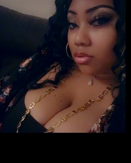 Nagie wyciekłe zdjęcie OnlyFans od China Doll