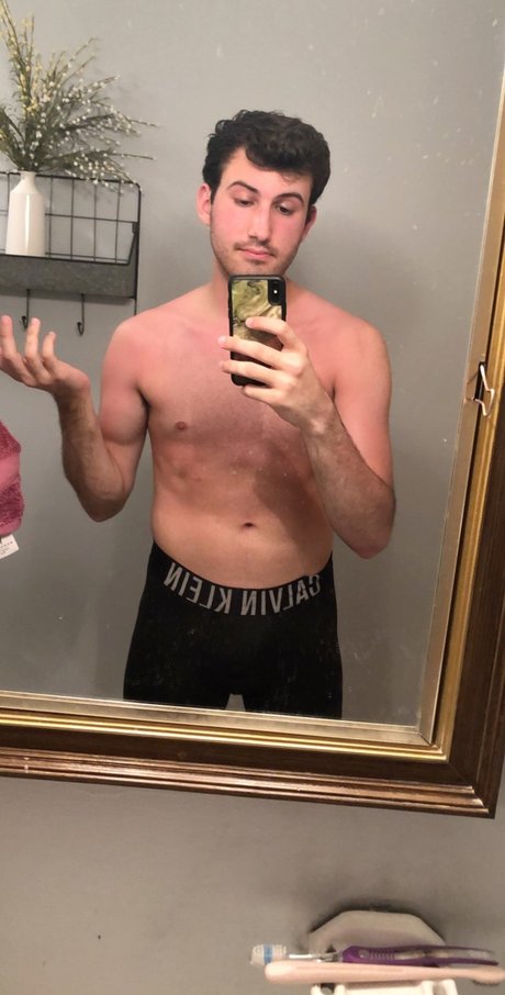 Nagie wyciekłe zdjęcie OnlyFans od Luke Steel