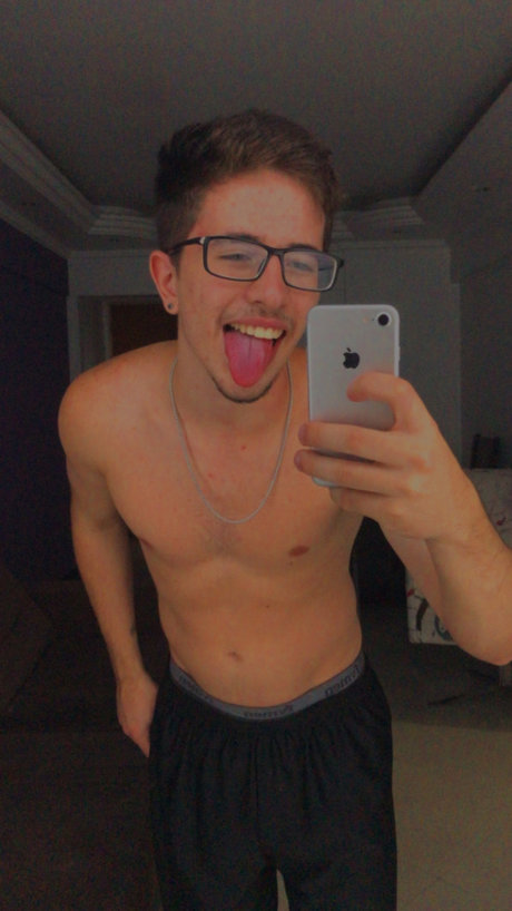 Nagie wyciekłe zdjęcie OnlyFans od Lucas Luigi