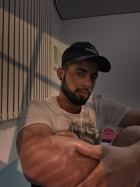 Nagie wyciekłe zdjęcie OnlyFans od Lucas Arajo
