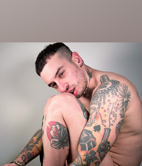 Nagie wyciekłe zdjęcie OnlyFans od Mattew
