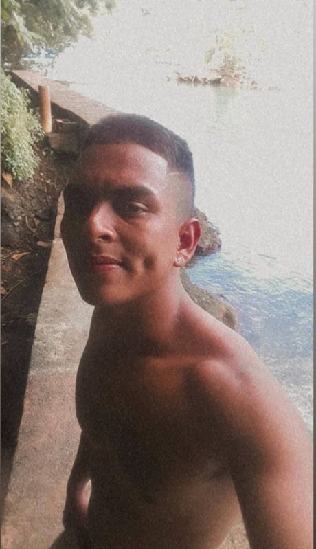 Nagie wyciekłe zdjęcie OnlyFans od Mateo Florez