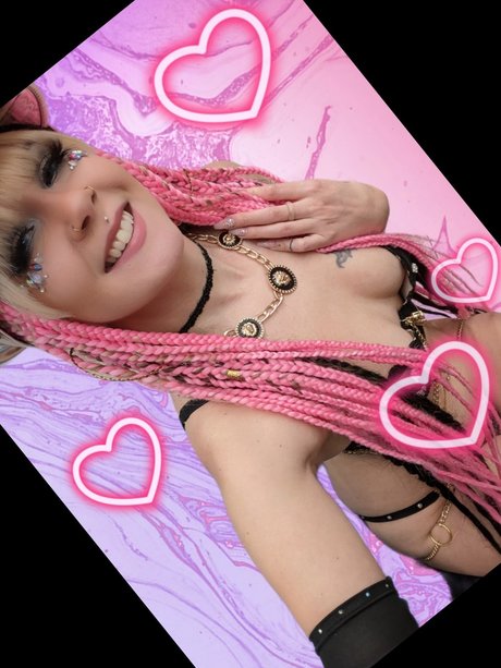 Nagie wyciekłe zdjęcie OnlyFans od Xmollimoonshinex
