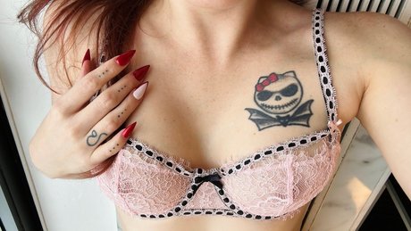 Nagie wyciekłe zdjęcie OnlyFans od Redroses