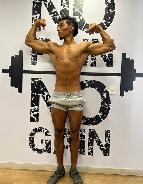 Nagie wyciekłe zdjęcie OnlyFans od Kingtylor
