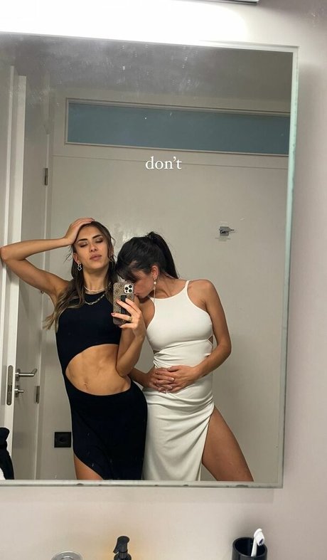 Nagie wyciekłe zdjęcie OnlyFans od Gina Llebaria